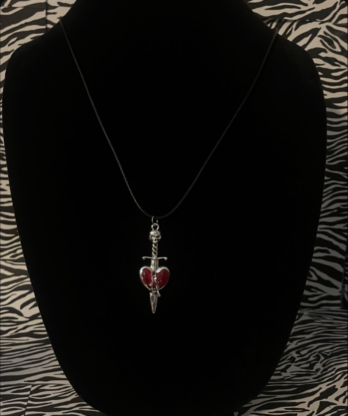 heart dagger necklace